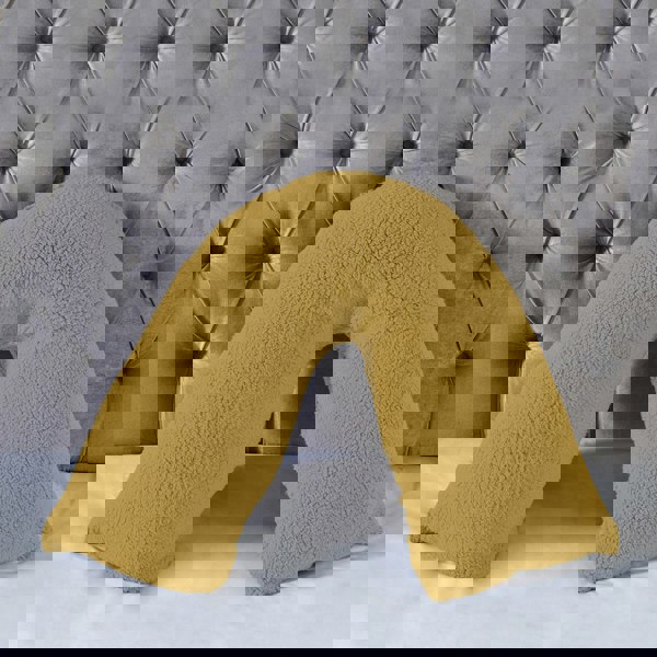 Snug City Teddy Bear Fleece Super Soft Cosy V Shape Pillowcase