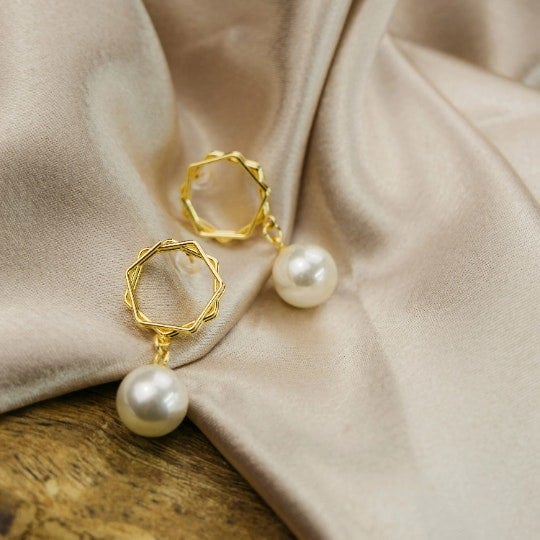 The Colourful Aura Gold Hexagon Freshwater Single White Large Pearl Dainty Drop Dangle Stud Earring