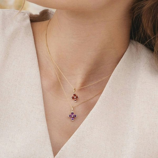 Gemondo Floral Amethyst & Diamond Pendant Necklace in 9ct Yellow Gold