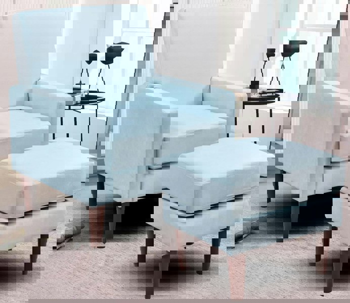 Comfy Living Bella Plush Velvet Chair with Footstool - A Luxurious and Comfortable Addition to Your Living Space