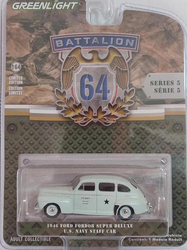MCSlots 1946 Ford Fordor Super Deluxe U.S. Navy Staff Car 1:64 Scale Greenlight 61050C
