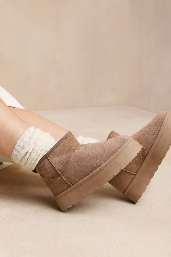 Where's That From Zyla Flatform Fur Lining Ankle Boot in Camel Suede