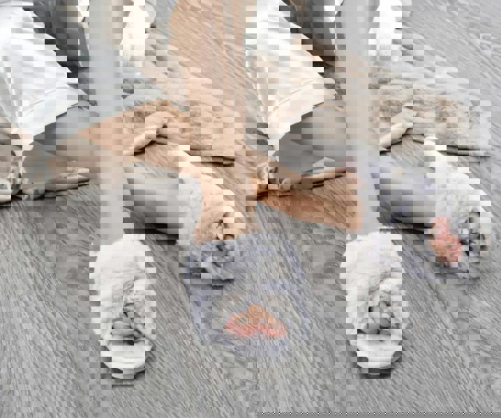 Smart Living Women's Faux Fur Slippers - Cozy, Warm, Durable Indoor/Outdoor House Shoes- Natural