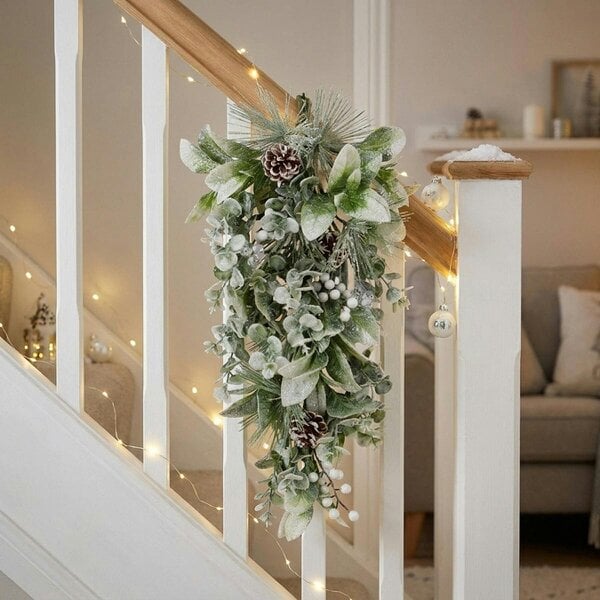 Garden Greatness Frosted White Berries Christmas Swag