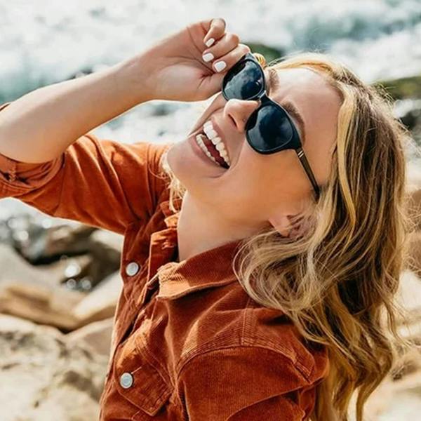 Blenders Sunglasses Palmy 807 M9 Miss Shady Grey Polarized