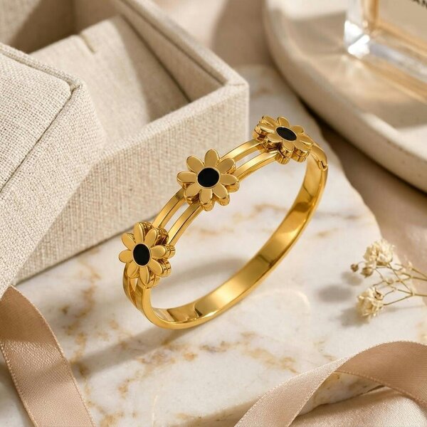 The Colourful Aura 18ct Gold Plated Black Daisy Flower Hinged Bangle Floral Bracelet