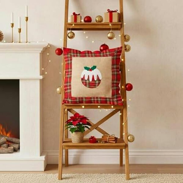 Shatchi 40x40cm 40x40cm Christmas Pudding Cushion Cover in Brown Hessian and Non-Woven Fabric