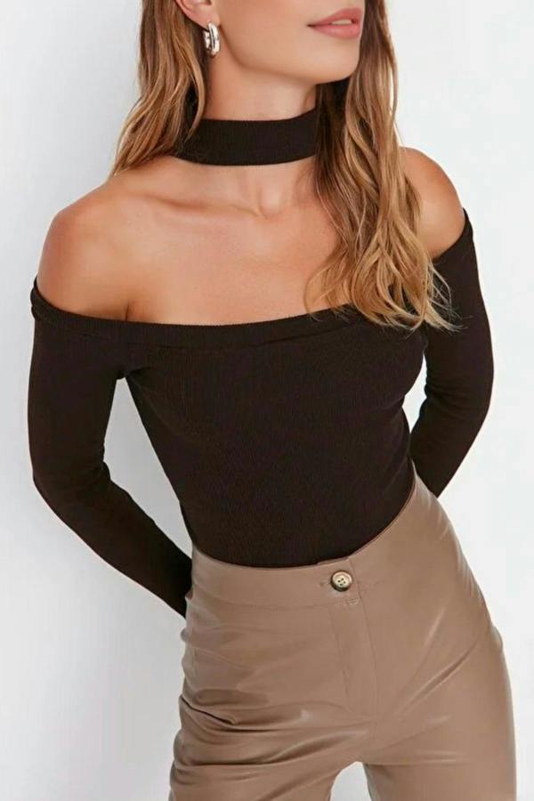WOVCOR Choker Detailed Fitted Crop Ribbed Knit Blouse