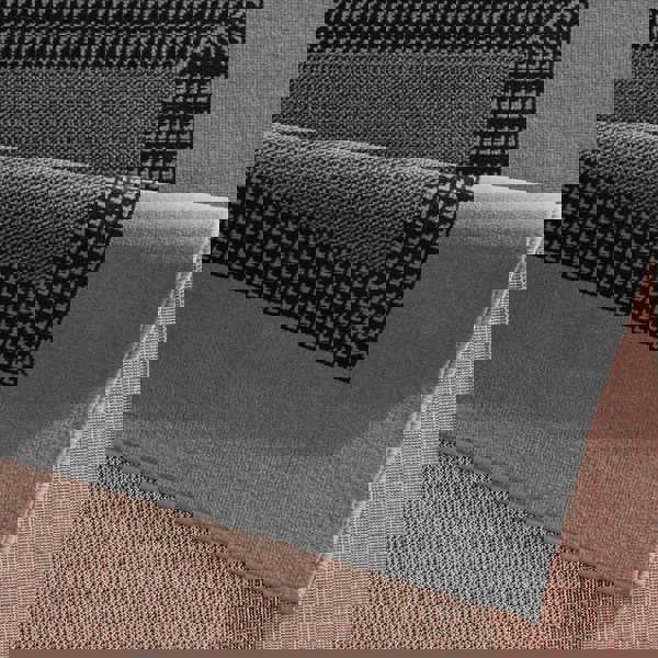 Designer Velours Grey Runner “Band” – Classic Elegance