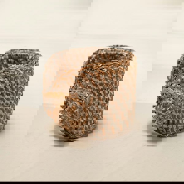 Coastal villa Homeware Shell Coastal Wicker Napkin Rings In 4 Colours