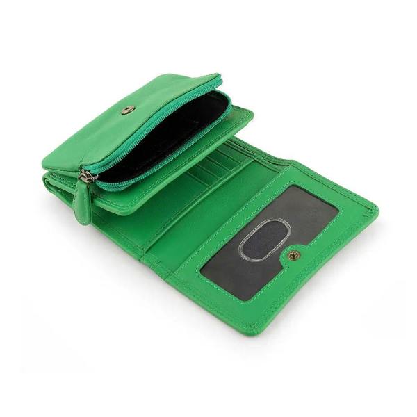 inside view of green soft leater purse giorgia verona