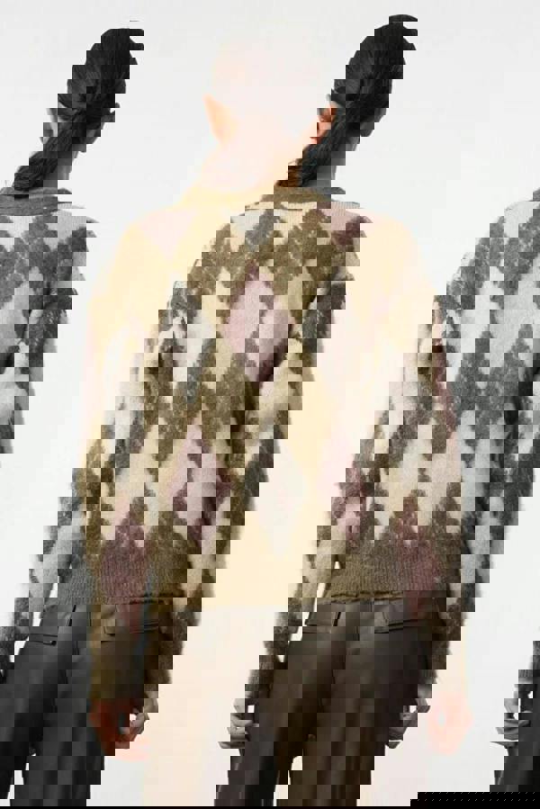 WOVCOR V-Neck Soft Texture Argyle Pattern Knit Cardigan