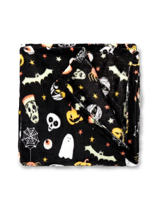 Smart Living Spooky Halloween Mix Fleece Throw -  Black