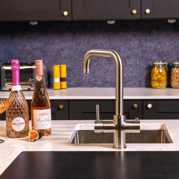 Flode Kyld 4 in 1 Instant Boiling & Cold Water Tap with Filtered Chilled Water |  Brushed Nickel Finish