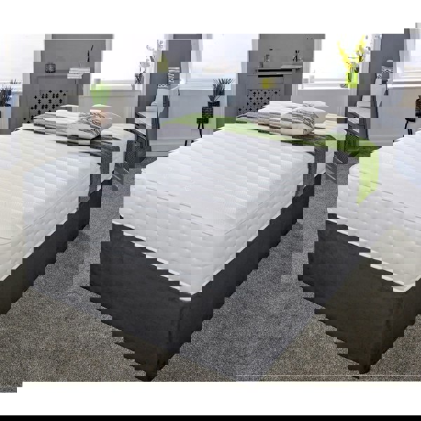 eXtreme Comfort 1000 Pocket Sprung Memory Foam Mattress - Micro Quilted Design