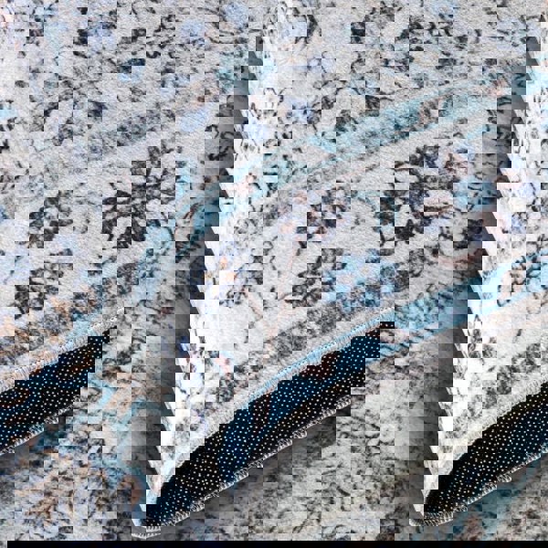 Shortpile Rug Cream & Blue Saveh – Oriental Design