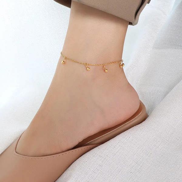 Elk & Bloom Tiny 14K Gold Beaded Drop Satellite Anklet