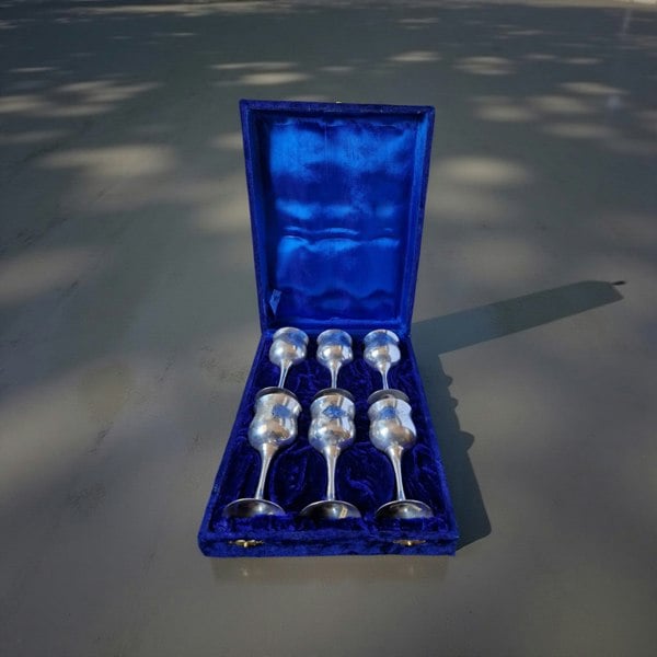 Ralph’s Orchard Spring Scents | Small Goblets in Velvet Box