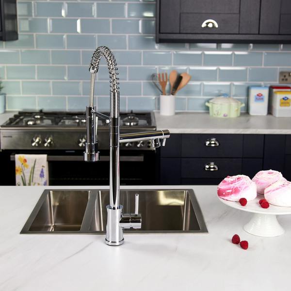 Flode Alta | Single Lever Kitchen Sink Mixer Tap with Swivel Spout | Polished Chrome Finish