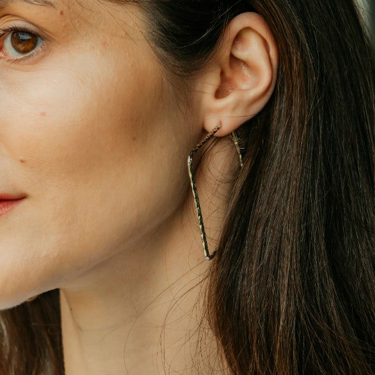 The Colourful Aura Large Hammered Square Geometric Large Dainty Threader Statement Hoop Earrings