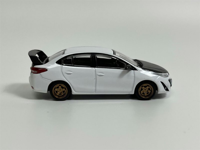 Pop Race Toyota GR Vios White 1:64 Scale PR640094