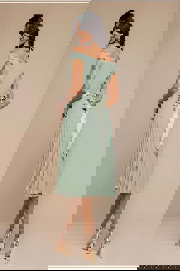 Cowl Neck Pleated A-Line Chiffon Midi Dress - Sage Green DR4501