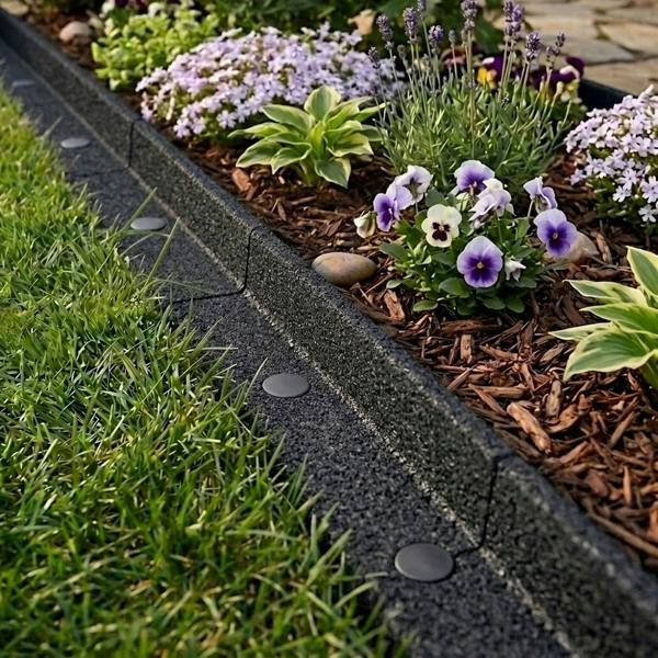 Flexible Lawn Edging 4.8m With Mallet - Black