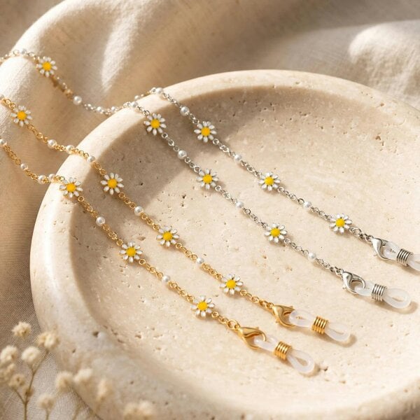 The Colourful Aura White Sun Flower Daisy Sunglass Reading Eyeglass Lanyard Pearl Chain Holder