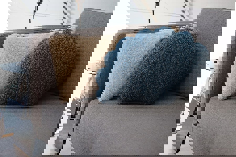 Shell Cushion | Small | 35x50 cm