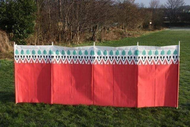 Witley 5 Pole Windbreak Wooden Poles OLPRO