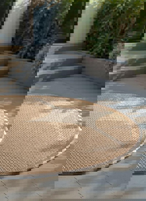 The Rugs Reversible Weatherproof Indoor-Outdoor Rug