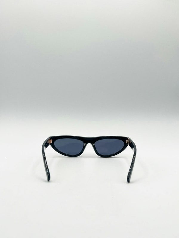 SVNX Retro Oval Sunglasses in Black