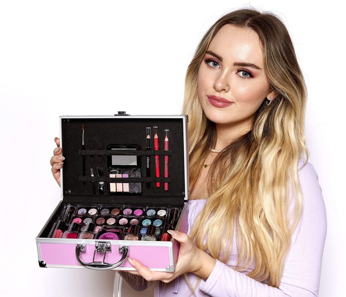 Love Urban Beauty 82 Piece Vegan Makeup Kit Eyeshadow Delights Vanity Case