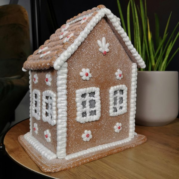 Samuel Alexander 24cm Battery Operated LED Edelweiss Chalet Christmas Gingerbread House Decoration