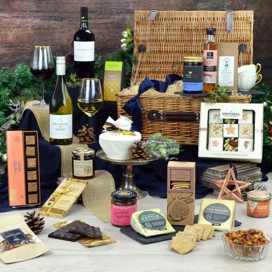 Heather and Bale Festive Earsdon Luxury Hamper