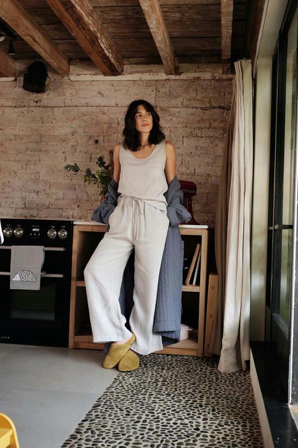 Pretty You London Relaxed Linen Vest In Harbor Mist