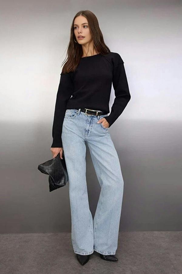 WOVCOR Knitted Sweater with Backless Detail