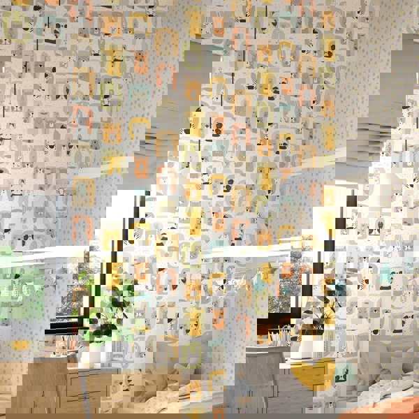 Hoopla Walls Picture Perfect - Toffee Apple 10m Wallpaper