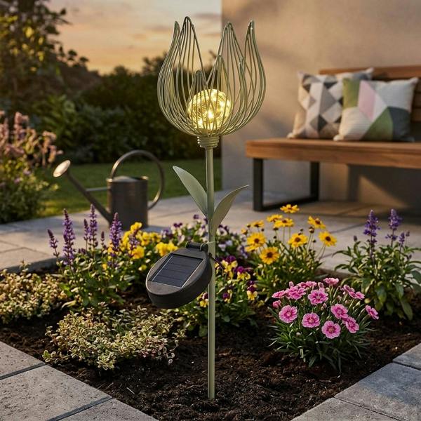 Garden Greatness Sage Green Solar Metal Flower Garden Stake Light