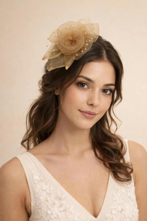 SVNX Rosette Fascinator & Brooch in Gold