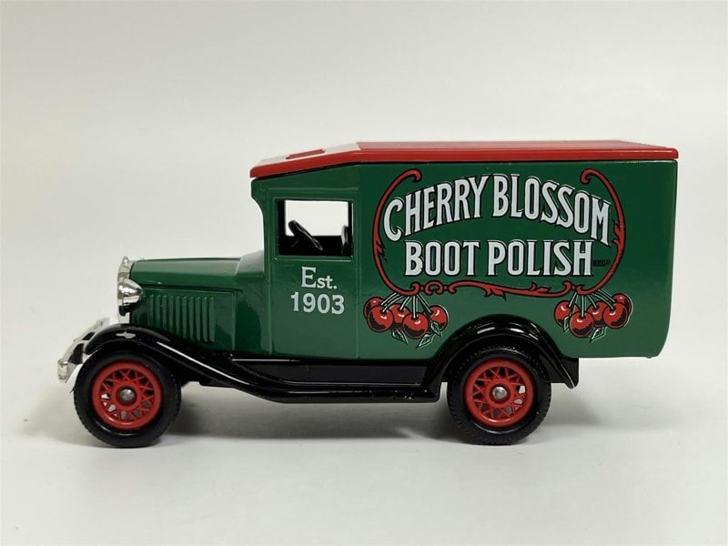 MCSlots Cherry Blossom Boot Polish Truck 1903 Days Gone Lledo CBBP01D B2