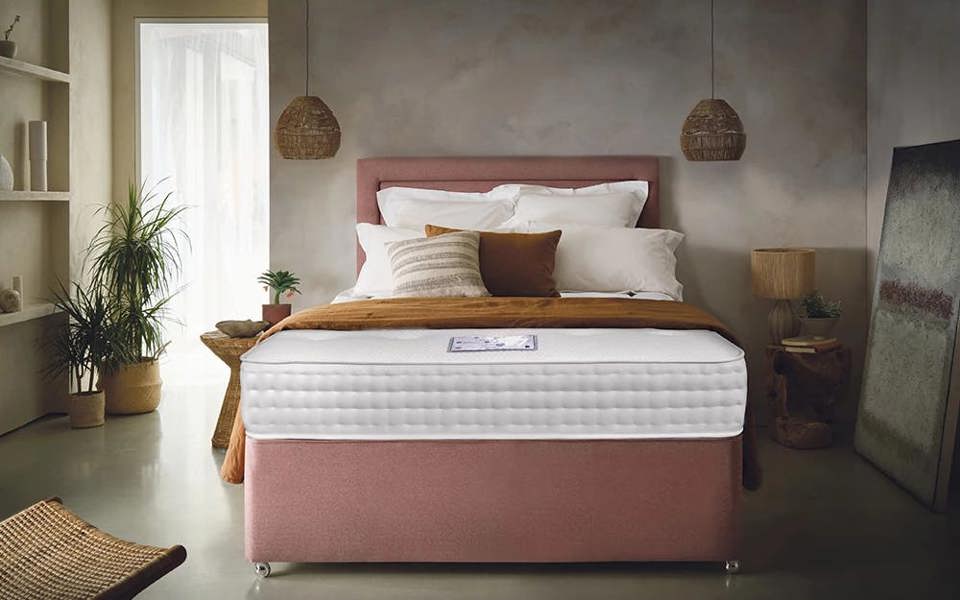 Sleepeezee Deluxe 1000 Pocket Mattress Image
