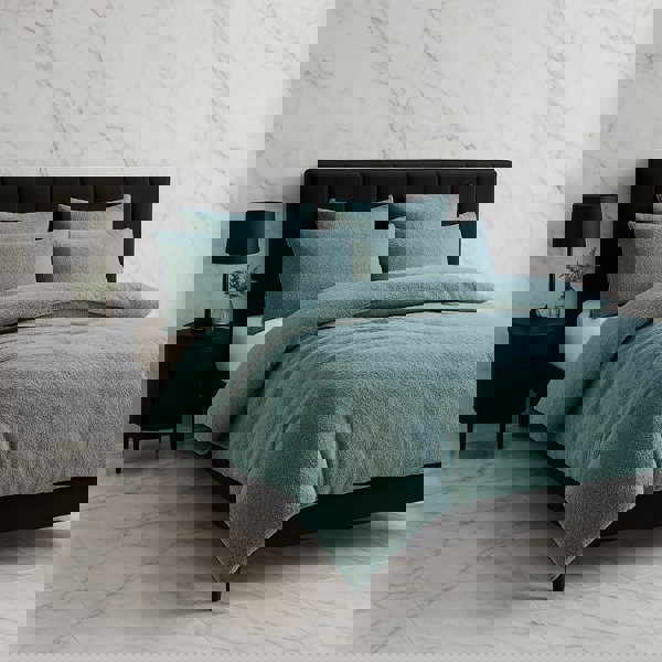 Snug City Teddy Bear Fleece Duvet Cover & Pillow Case Set