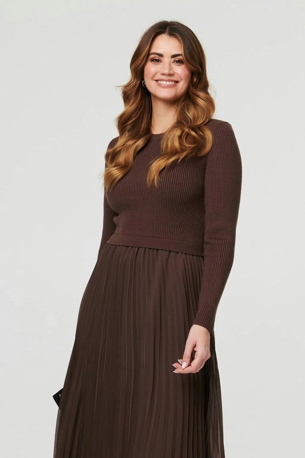 Brown | Knit Long Sleeve Ruched Maxi Dress
