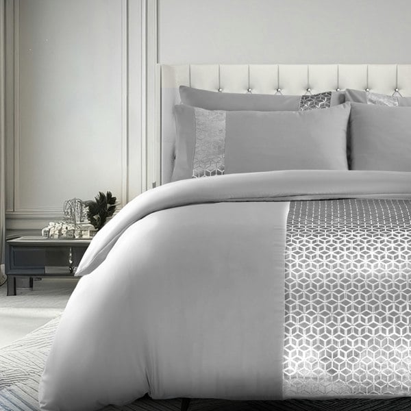 Velosso Modern Geometric Foil Printed Duvet Cover & Pillowcase Set - Luxury Bedding, Machine Washable, Button Enclosure