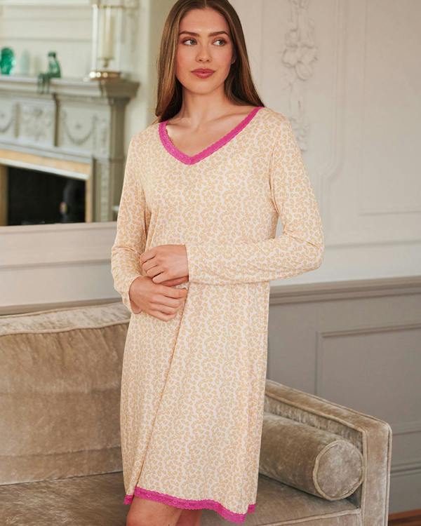 British Boxers Women's Bamboo Lace Relaxed Nightdress - Leopard Rose