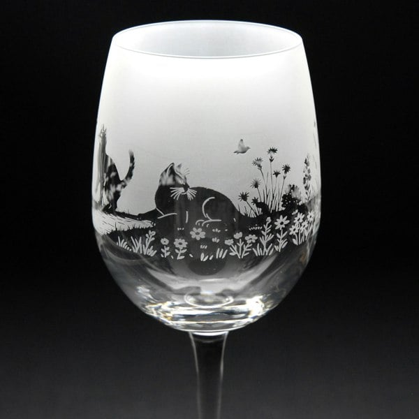 Glyptic Glass Art Meadow Cats Crystal Wine Glass - Hand Etched/Engraved Gift