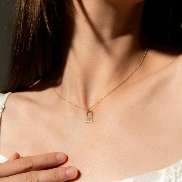 Spero London Fine 14ct Solid Gold Padlock Necklace