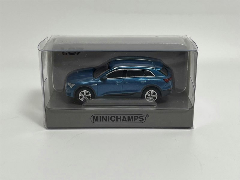 Minichamps Audi e tron 2020 Blue Metallic 1:87 Minichamps 870018220