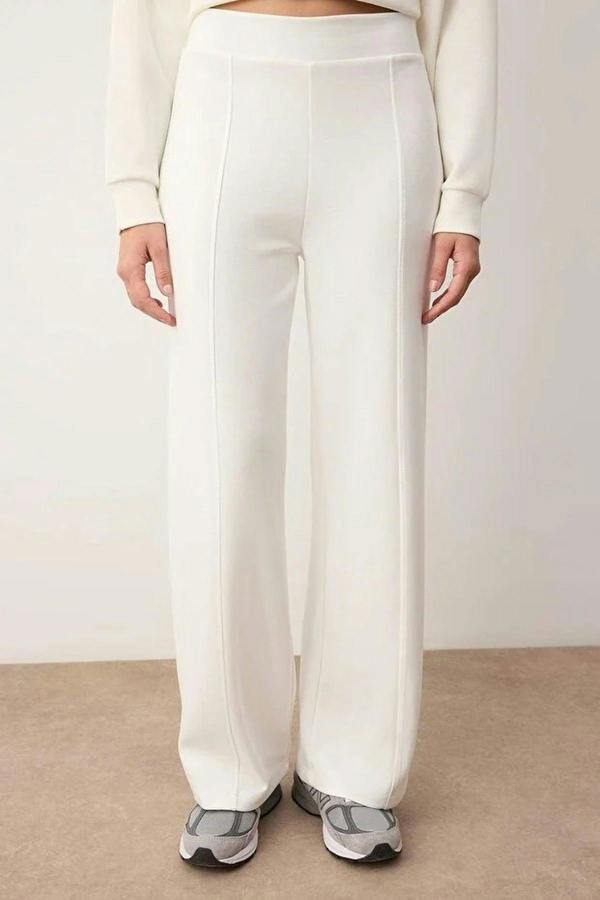 WOVCOR 2-Piece Soft Fabric Knit Top and Bottom Set